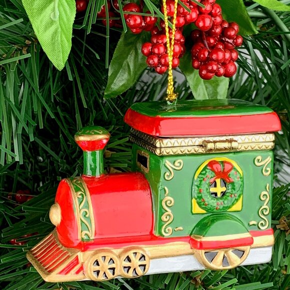 Train Engine Porcelain Hinged Surprise Gift Trinket Box Christmas Ornament - Picture 1 of 6